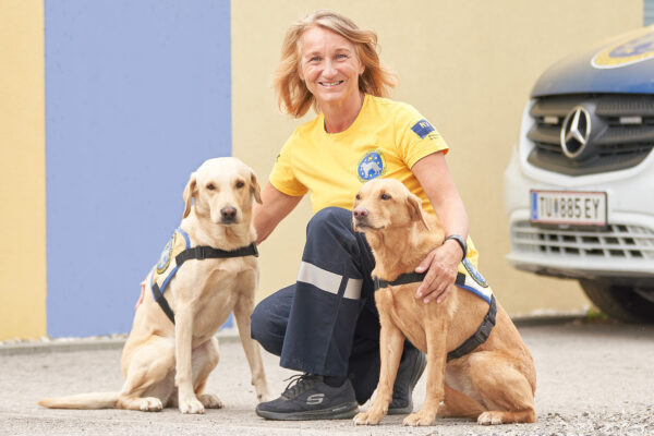 Karin Kuhn, im Vorstand der Rettungshunde Niederösterreich